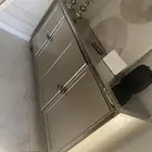 للبيع طاولة طعام وملحقاتها