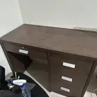 طاولة مكتبية