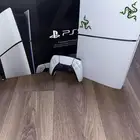 بلايستيشن 5 مع جميع اغراضه وسماعه سوني جديده
