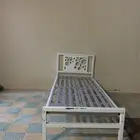 سرير حديد نضيف   الموقع القيصومه