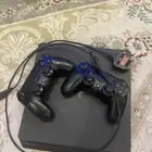 سوني4 مع 2يد اصليه من جرير حاله جيده