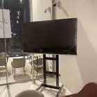 شاشة سمارت 70 بوصة