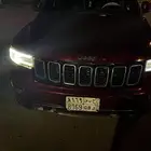 جراند شروكي 2013 6سلندر عنابي