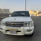 للبيع جيب لاند كروزر 2006 نظيف مخزن