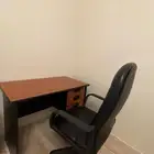 مكتب وكرسي دوار