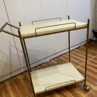 للبيع عربية تقديم
