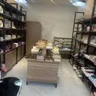 محل حلويات حلويات لا التقبيل او البيع