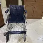 كرسي متحرك ومشايه