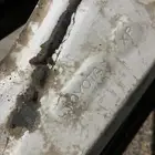 باب هايلكس يمين وكاله مرشوش وفيه حكه موضحه في الصور