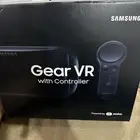 نظارة الواقع الافتراضي GEAR VR with controller