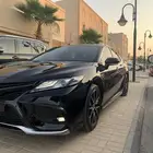 كامري سبورت SE V6 للبيع اللون اسود