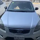 سياره كيا ريو نص فل 2011