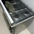 فرن مع خبازه مستعمله للبيع