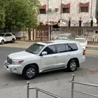 لاندكروزر قير عادي دفلك فتحة بصمه ثلاجه مكيفين فل كامل