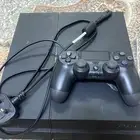 جهاز PS4 نظيف مع يد اصليه