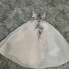 فستان شبيه للجديد