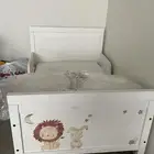 سرير أطفال سنتروبينت نظيف جدا