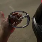 شبك وعلامة مازدا cx30