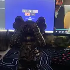 تمثال من تصميم kaws