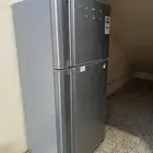 ثلاجة للبيع