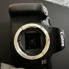 كاميرا كانون 2000d