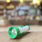كشاف بلاستك اخظر قديم تراثي