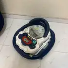 السلام عليكم عندي عربيه اطفال واغراضها للبيع