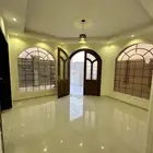 شقة للإيجار في حي الفلاح عبارة عن دور كامل في فلة