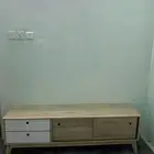 للبيع طاولة تلفزيون ورواتر