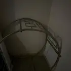 طاوله لوحدها بدون قزاز