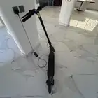 شاومي اصلي مشكلته الفرامل و الصدام الخلفي مكسور موجوده صور