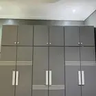 خزانة ملابس