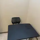 مكتب مع كرسي للبيع