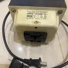 محول كهربائي من 220 ل110