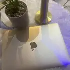 للبيع لابتوب ماك بوك قديم