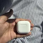 اير بودز4 اصليه مع كرتونها شريتها من جرير