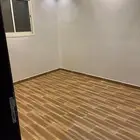 شقة مدخل خاص وسطح للإيجار الشهري في حي الحزم