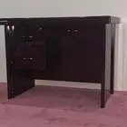 طاولة مكتبيه