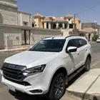 اسيزو ام يو اكس