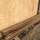 خشب السيف نظيف جدأ