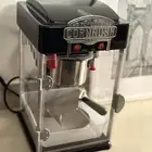 مكينة فشار منزلية مع ملحقاتها