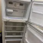 ثلاجه نظيفه للبيع المستعجل