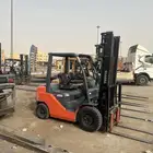 رافعة شوكية فوركلفت للايجار تاجير رافعات ايجار رافعة شوكية