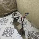 سكوتر جديد استعملته شهرين وخزنته من ثلاث شهور حالته ممتازه