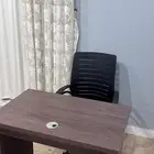 مكتب و كرسي متحرك