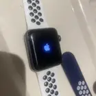 ساعة ابل مستخدمه