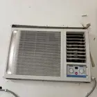 دولاب 4 ابواب   مكيف طاوله طعام 4 كراسي