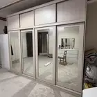 اثاث دولاب و سرير .