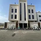 للبيع شقة دور ثاني مع سطح خاص مصعد شغال 6غرف بالمحاله