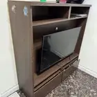 طاولة تلفزيون للبيع